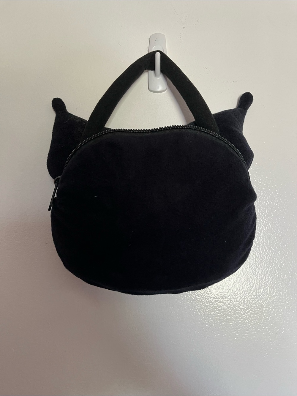 Sanrio Kuromi Plush Handbag - Black, White & Pink - Picture 2 of 4